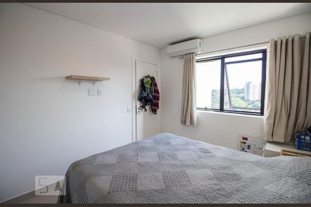 Quarto  de apartamento à venda com 1 quarto, 42m² em Pinheiros, São Paulo