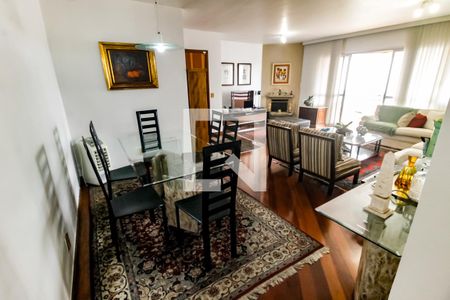 Detalhe Sala 1 de apartamento para alugar com 4 quartos, 165m² em Vila Suzana, São Paulo