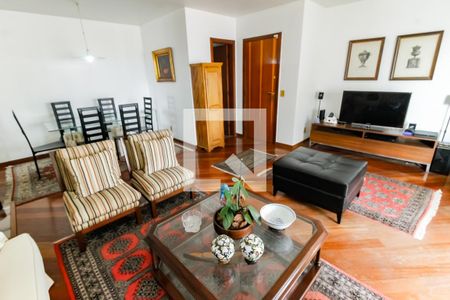 Sala 1 de apartamento para alugar com 4 quartos, 165m² em Vila Suzana, São Paulo