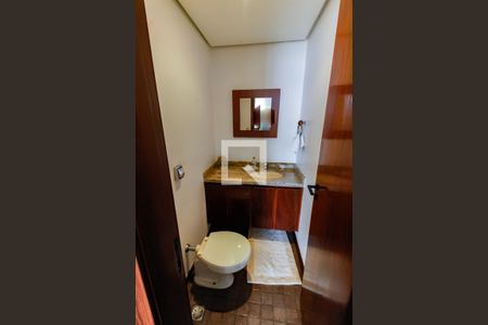 Lavabo de apartamento para alugar com 4 quartos, 165m² em Vila Suzana, São Paulo