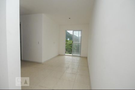 Sala de apartamento à venda com 3 quartos, 63m² em Jacarepaguá, Rio de Janeiro