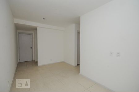 Sala de apartamento à venda com 3 quartos, 63m² em Jacarepaguá, Rio de Janeiro