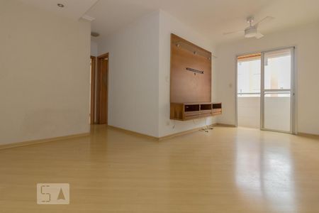 Sala de apartamento para alugar com 2 quartos, 57m² em Continental, Osasco