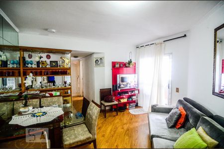 Apartamento à venda com 70m², 2 quartos e 1 vagaSala