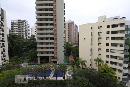 Vista da varanda de apartamento à venda com 2 quartos, 98m² em Real Parque, São Paulo