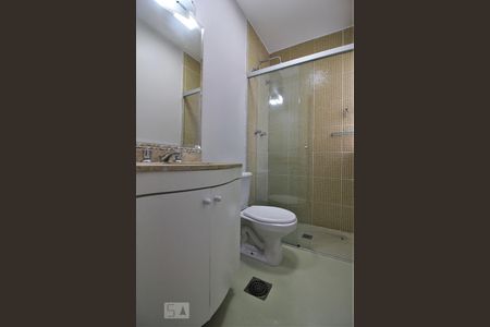 Banheiro da suíte 1 de apartamento para alugar com 4 quartos, 256m² em Vila Andrade, São Paulo