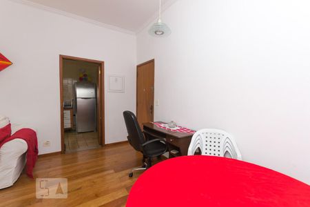 Sala de apartamento para alugar com 2 quartos, 60m² em Liberdade, São Paulo