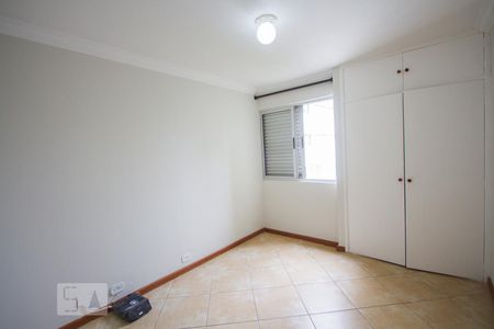 Quarto 2 de apartamento para alugar com 3 quartos, 93m² em Vila Cordeiro, São Paulo