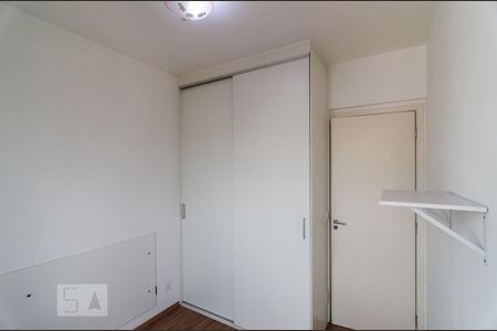 Quarto 2 de apartamento para alugar com 3 quartos, 70m² em Vila Carrão, São Paulo