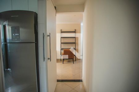 Corredor - Quartos de apartamento para alugar com 2 quartos, 60m² em Bosque da Saúde, São Paulo