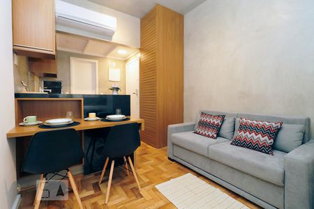 Sala. de kitnet/studio para alugar com 1 quarto, 25m² em Copacabana, Rio de Janeiro