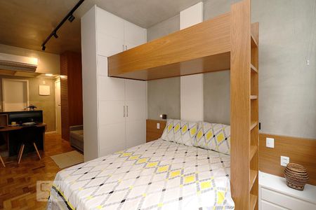 Quarto. de kitnet/studio para alugar com 1 quarto, 25m² em Copacabana, Rio de Janeiro