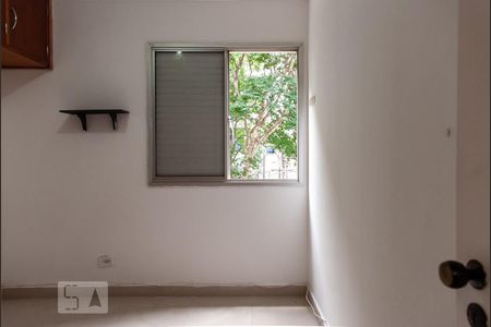 Quarto 1 de apartamento para alugar com 2 quartos, 54m² em Vila Olímpia, São Paulo