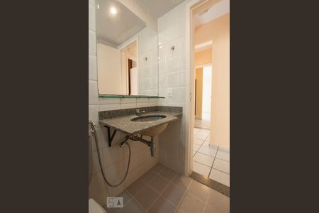 Banheiro de apartamento para alugar com 3 quartos, 88m² em Setor Bueno, Goiânia