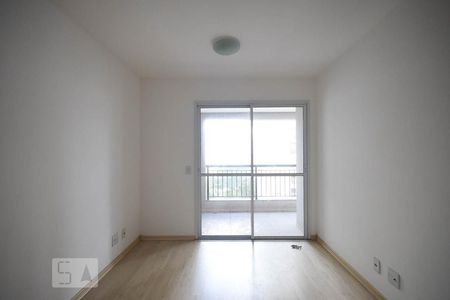 Sala de apartamento à venda com 3 quartos, 70m² em Vila Suzana, São Paulo