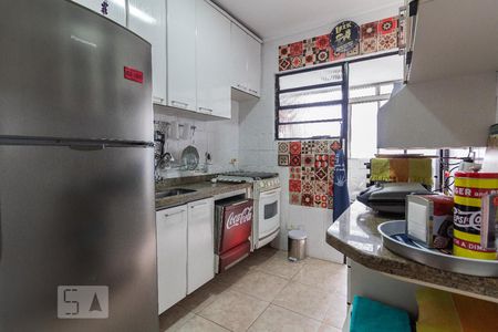 Cozinha de apartamento à venda com 2 quartos, 62m² em Jardim Aeroporto, São Paulo