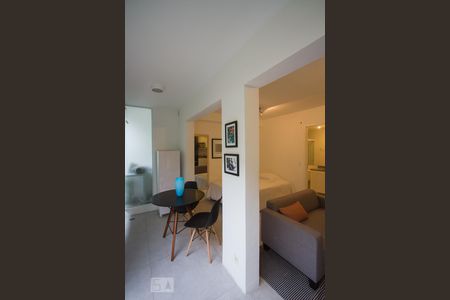 Varanda de kitnet/studio para alugar com 1 quarto, 36m² em Santo Amaro, São Paulo