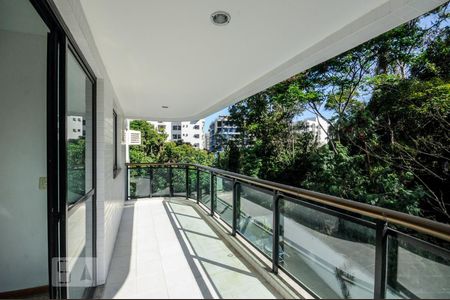 Varanda de apartamento à venda com 4 quartos, 110m² em Freguesia (jacarepaguá), Rio de Janeiro