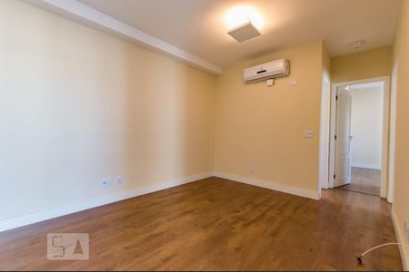 Sala de apartamento à venda com 2 quartos, 65m² em Mansões Santo Antônio, Campinas