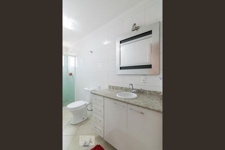 Banheiro de apartamento à venda com 2 quartos, 82m² em Campestre, Santo André