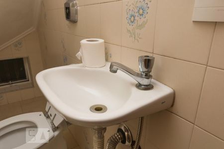 Detalhe do lavabo de casa à venda com 3 quartos, 154m² em Vila Dom Pedro I, São Paulo