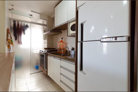 Cozinha de apartamento à venda com 3 quartos, 68m² em Parque Beatriz, Campinas