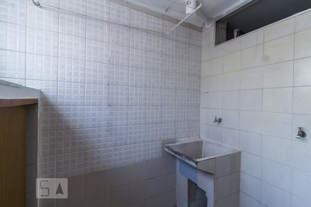 Área de serviço de apartamento para alugar com 2 quartos, 70m² em Parque Cecap, Guarulhos