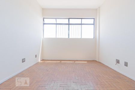 Sala de apartamento para alugar com 3 quartos, 90m² em Carlos Prates, Belo Horizonte