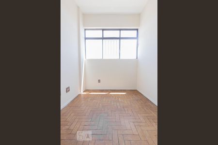 Quarto de apartamento para alugar com 3 quartos, 90m² em Carlos Prates, Belo Horizonte