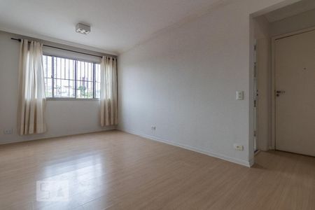 Sala de apartamento para alugar com 2 quartos, 73m² em Jardim Petrópolis, São Paulo