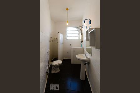 Banheiro de apartamento para alugar com 2 quartos, 70m² em Leblon, Rio de Janeiro