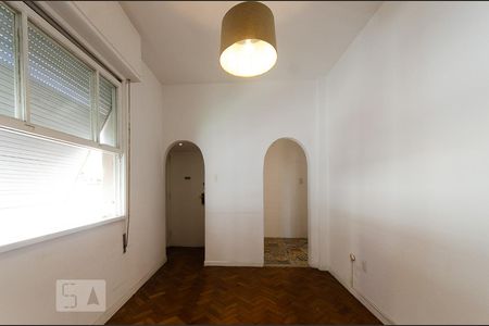 Sala de apartamento para alugar com 2 quartos, 70m² em Leblon, Rio de Janeiro