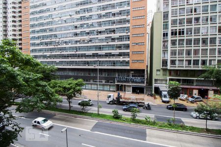 Vista da sala de apartamento para alugar com 1 quarto, 55m² em Bela Vista, São Paulo