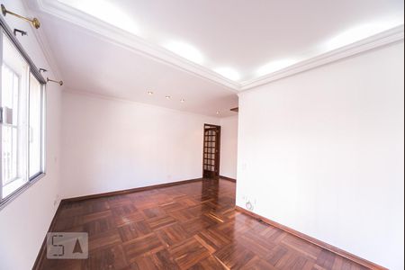 Sala de apartamento à venda com 3 quartos, 86m² em Moema, São Paulo