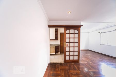 Sala de apartamento à venda com 3 quartos, 86m² em Moema, São Paulo