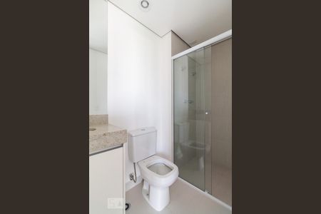 Banheiro de apartamento para alugar com 1 quarto, 35m² em Vila Monumento, São Paulo