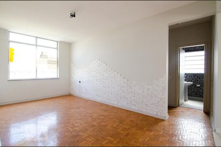 Sala de apartamento para alugar com 1 quarto, 70m² em Centro, Campinas