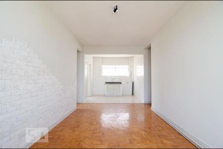 Sala de apartamento para alugar com 1 quarto, 70m² em Centro, Campinas