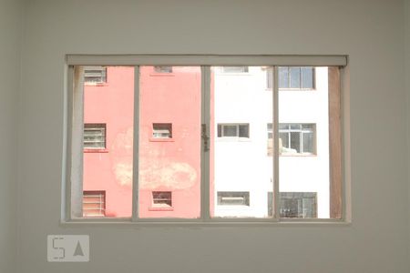 Janela da sala de apartamento para alugar com 1 quarto, 52m² em Liberdade, São Paulo