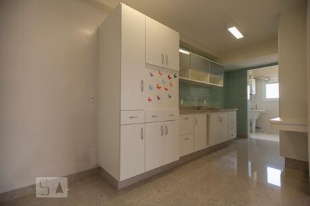 Cozinha de apartamento à venda com 3 quartos, 164m² em Engordadouro, Jundiaí