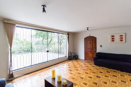 Sala de casa para alugar com 4 quartos, 375m² em Bela Aliança, São Paulo