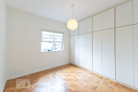 Quarto 1 de casa para alugar com 2 quartos, 130m² em Vila Olímpia, São Paulo