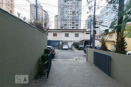 Vista da Sala de casa para alugar com 2 quartos, 130m² em Vila Olímpia, São Paulo