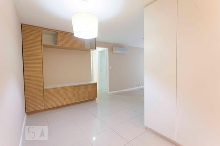 Sala de apartamento à venda com 3 quartos, 120m² em São Francisco, Niterói