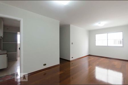 Sala de apartamento à venda com 2 quartos, 58m² em Jardim Santa Inês, São Paulo