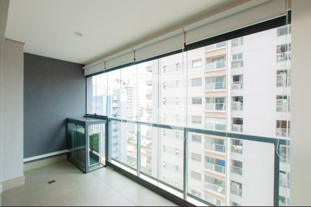 Varanda de kitnet/studio para alugar com 1 quarto, 44m² em Pinheiros, São Paulo