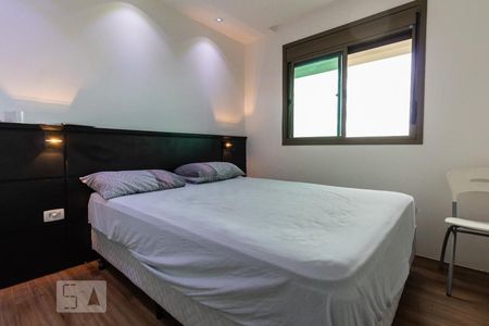 Quarto de apartamento à venda com 1 quarto, 40m² em Brooklin Paulista, São Paulo