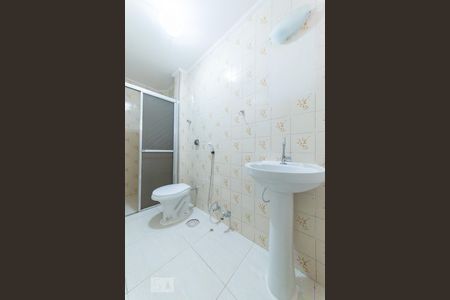 Banheiro de apartamento à venda com 1 quarto, 45m² em Centro, Campinas