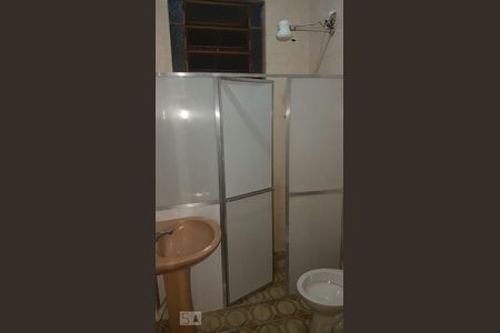 Banheiro de apartamento à venda com 2 quartos, 70m² em Centro, Belo Horizonte