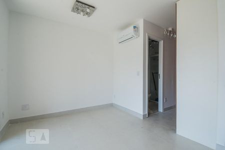 Quarto de kitnet/studio para alugar com 1 quarto, 38m² em Campo Belo, São Paulo